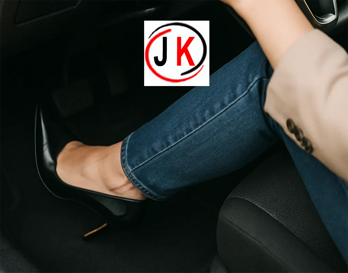 Mulheres ao Volante: Uso de Salto Alto na Direção Gera Debate Sobre Segurança