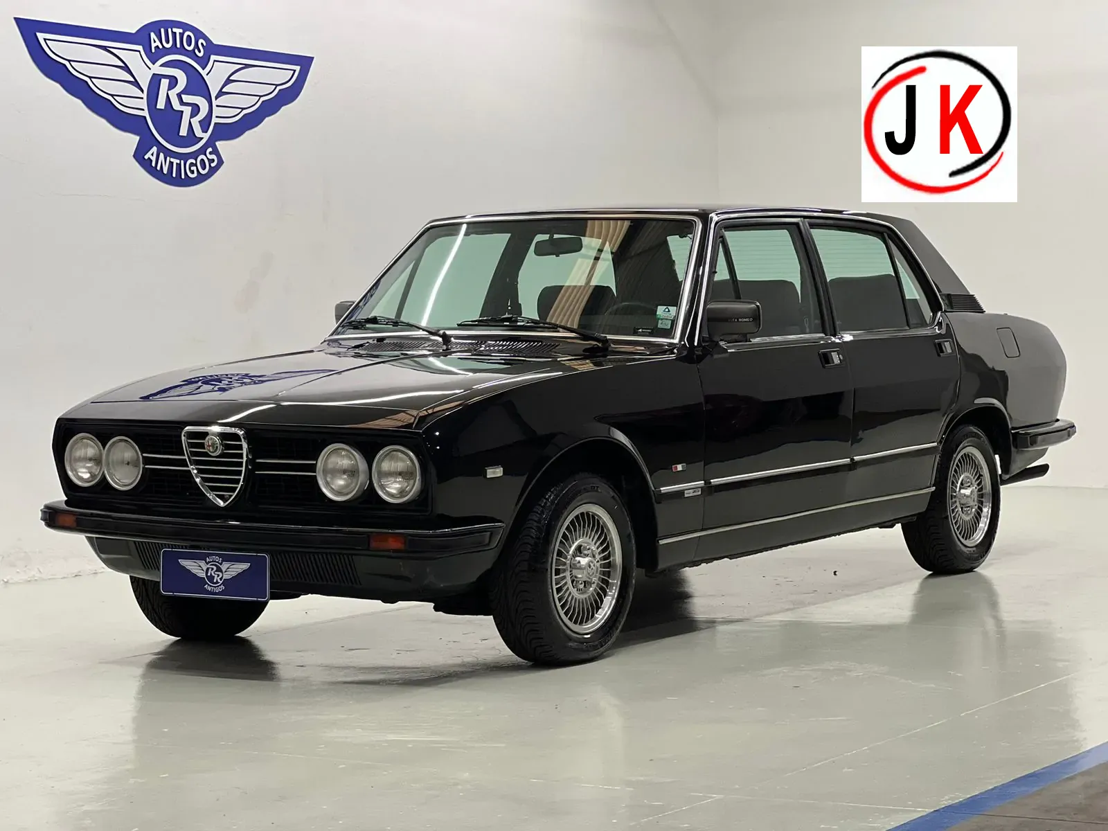 Ficha Técnica carros Alfa Romeo Ti4 ano 1984