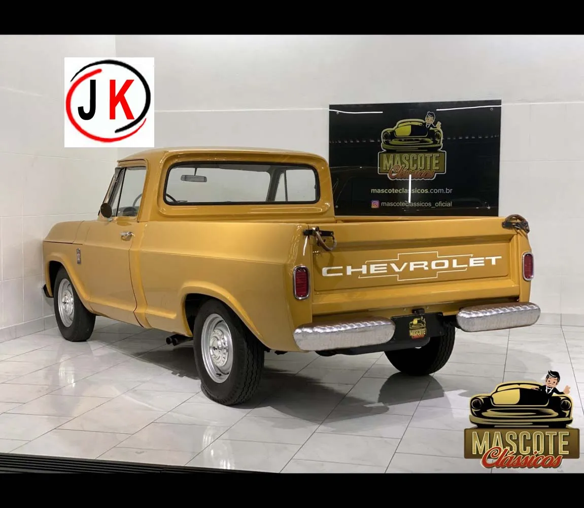 Ficha Técnica carros Chevrolet C10 4.3 ano 1974 cor marrom