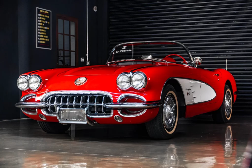 Ficha Técnica carros Chevrolet Corvette C1 V8 4.6 ano 1959