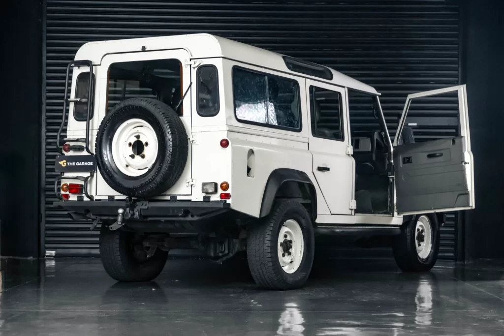 Ficha Técnica carros Land Rover Defender 110 2.5 300TDi ano 1998