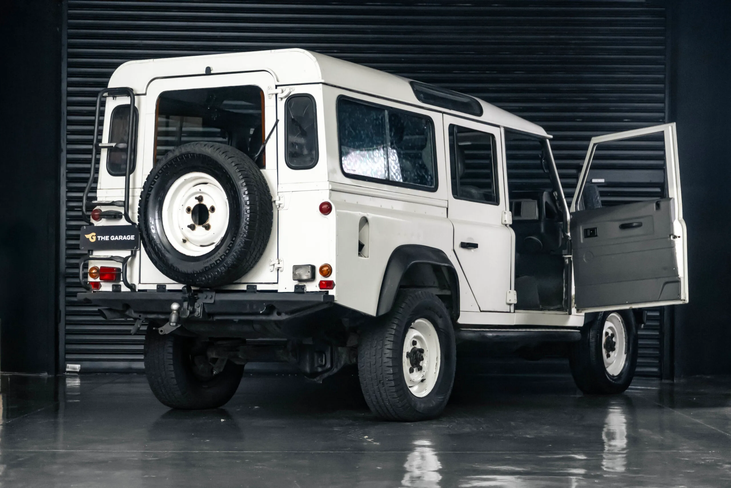 Ficha Técnica carros Land Rover Defender 110 2.5 300TDi ano 1998