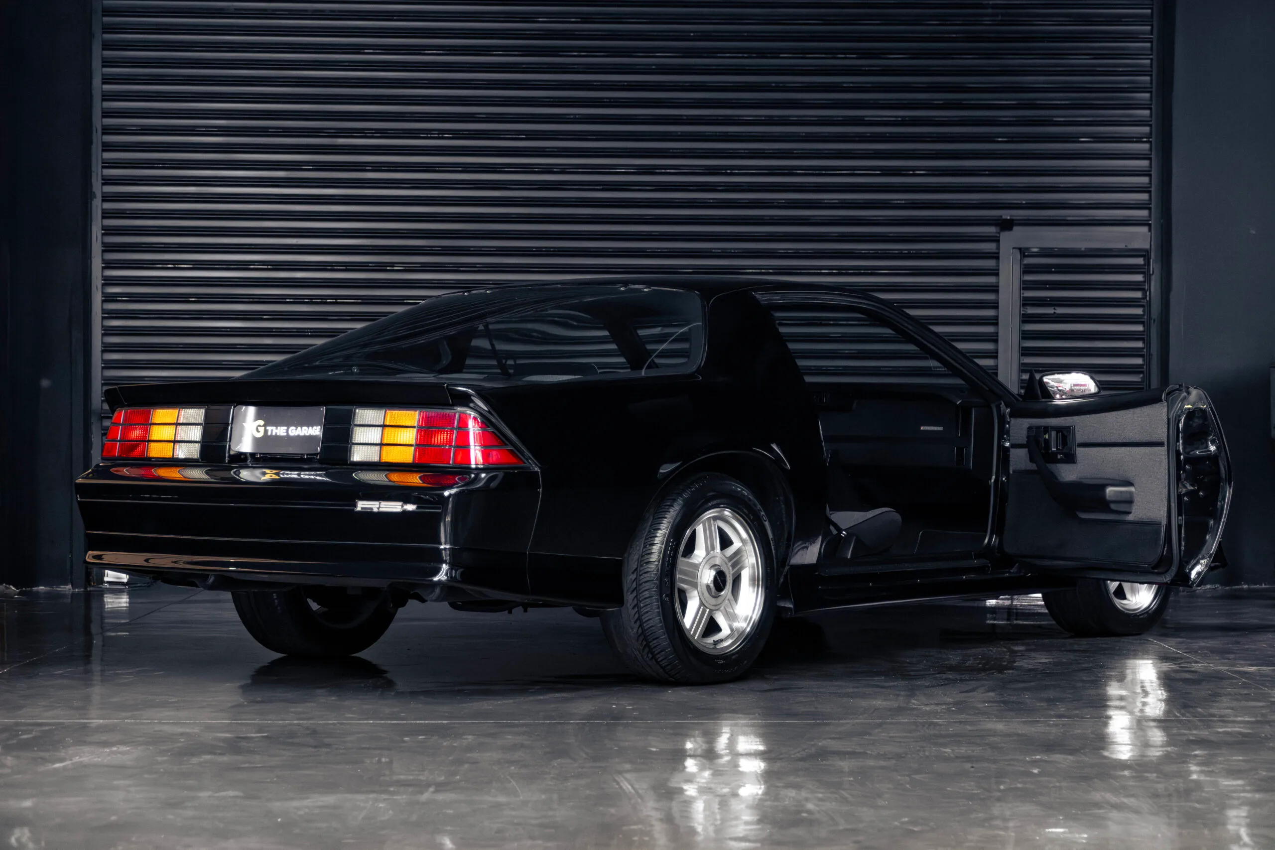 Ficha Técnica carros Chevrolet Camaro RS V8 5.0 ano 1991