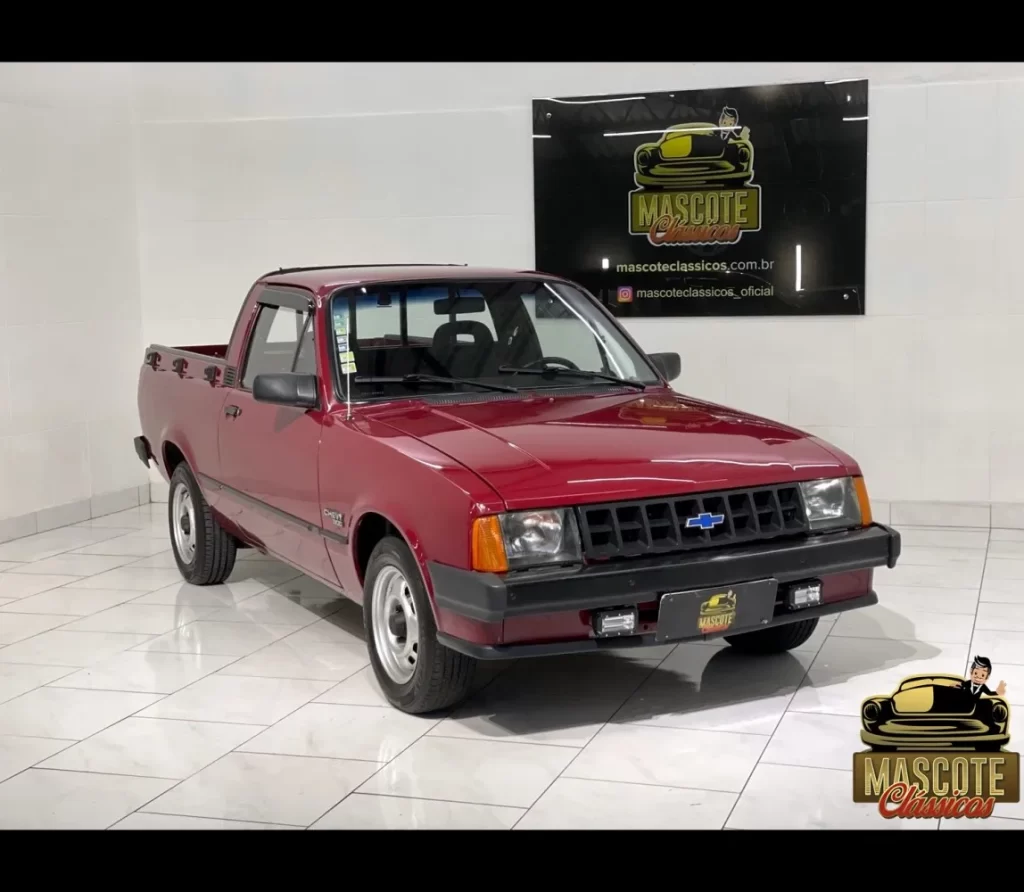 Ficha técnica carros Chevy 500 cor Vermelho Aruba ano 1993