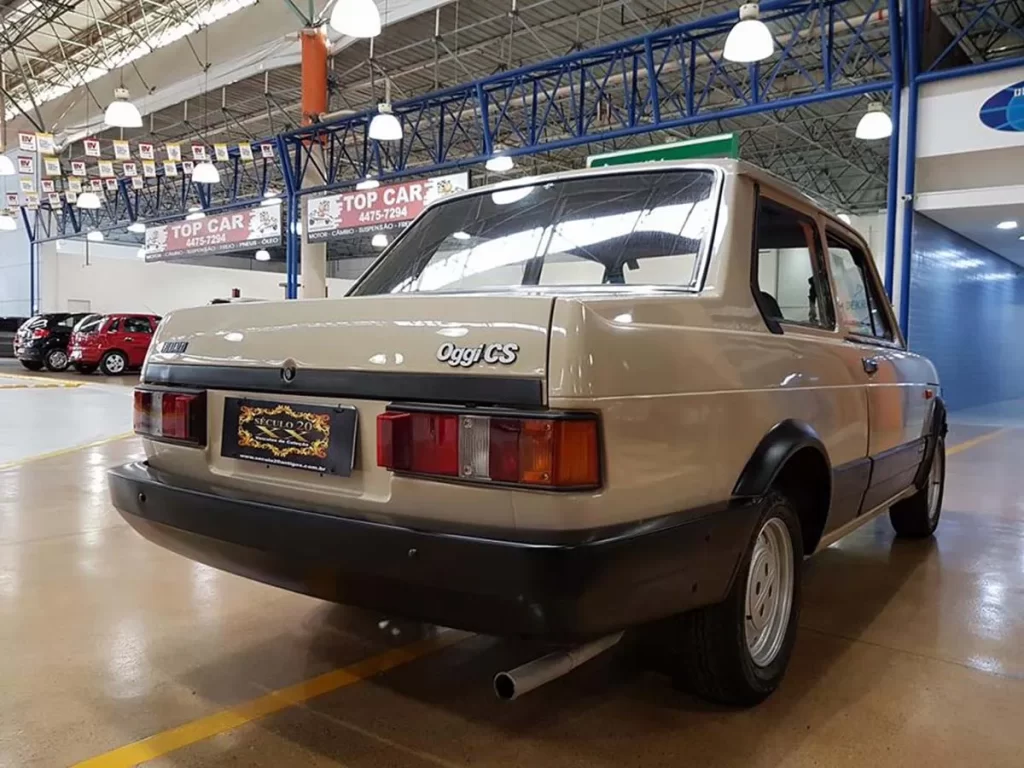 Ficha técnica carros Fiat Oggi CS ano 1984