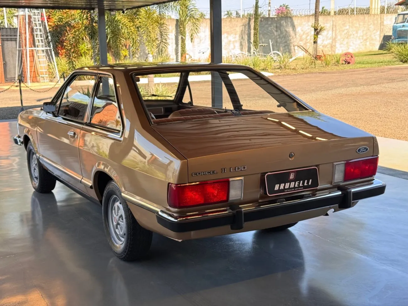 Ficha técnica carros Ford Corcel 2 LDO monocromático ano 1978
