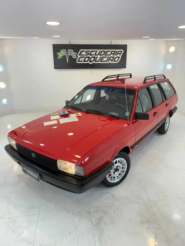 Ficha técnica carros VW Santana Quantum GL 2.0 cor Vermelho Tornado LZ3T ano 1991