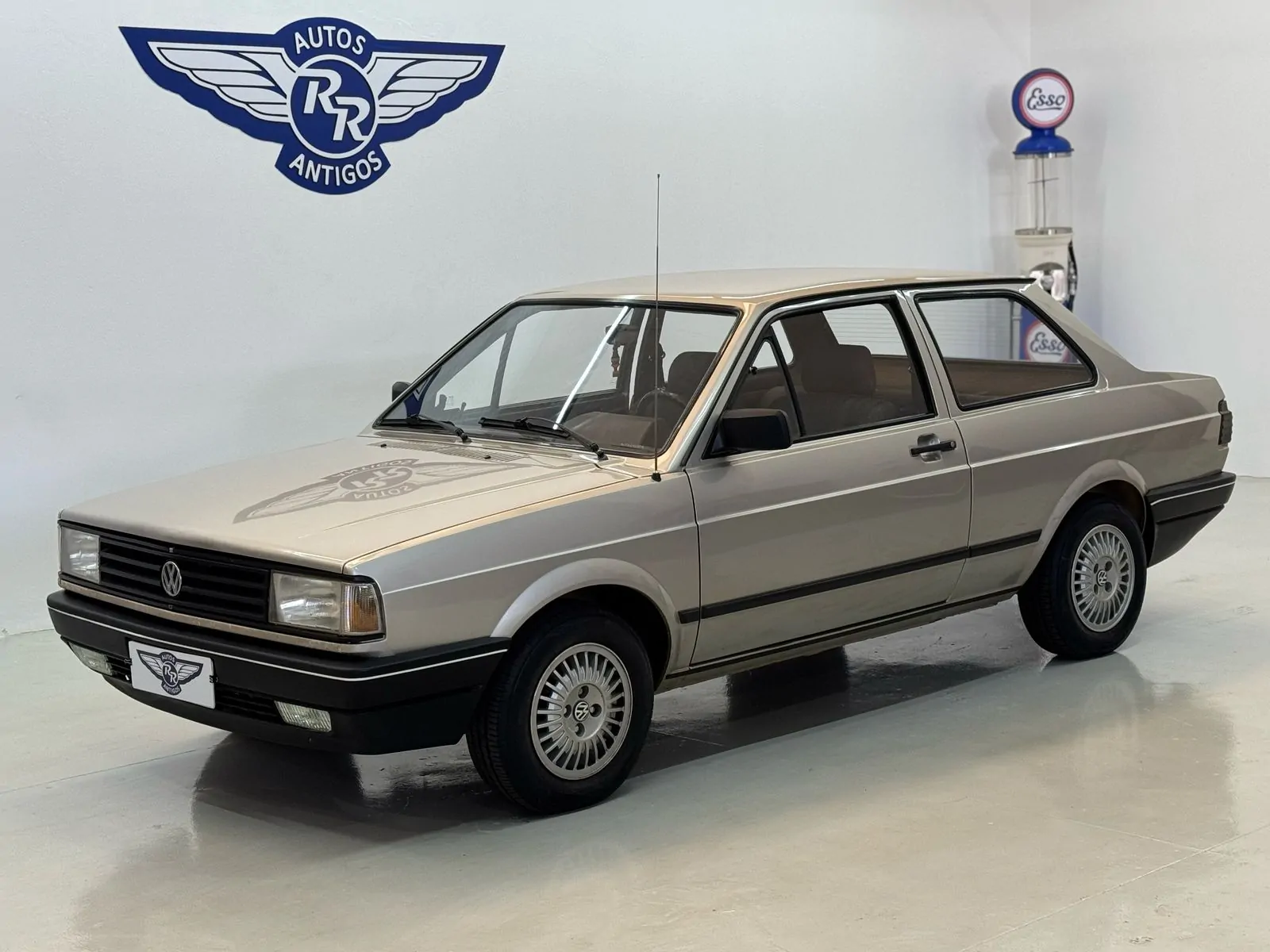 Ficha técnica carros Volkswagen Voyage CL AP 1.6 a álcool ano 1988