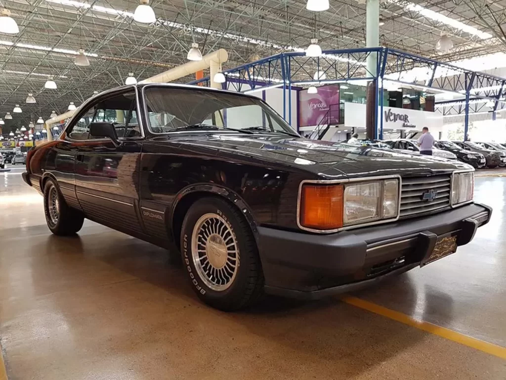 Ficha Técnica carros Chevrolet Opala Coupé Diplomata AT 6 cilindros a álcool ano 1987