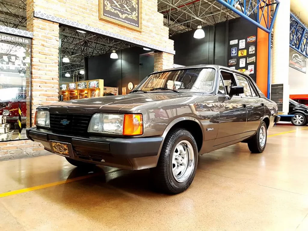 Ficha Técnica carros Chevrolet Opala SL 4 portas 2.5 monocromático a álcool ano 1988