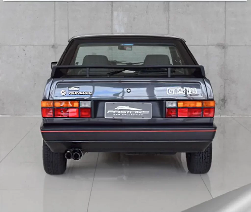 Ficha Técnica carros VW Gol GTS 1.8 a álcool cor Preto Onix a versão mais rara ano 1987