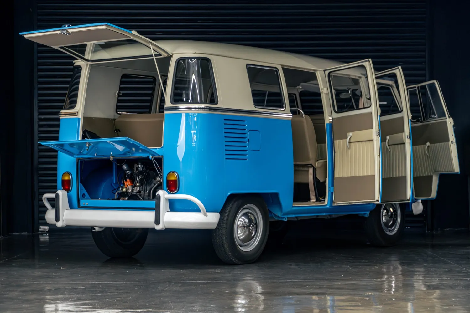 Ficha Técnica carros Volkswagen Kombi 6 Portas ano 1975