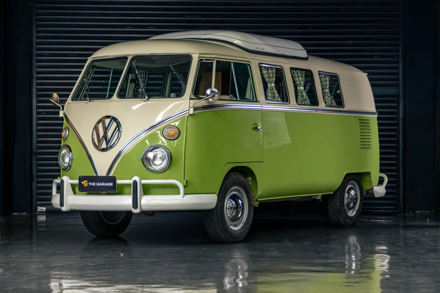 Ficha Técnica carros Volkswagen Kombi Camper corujinha ano 1973