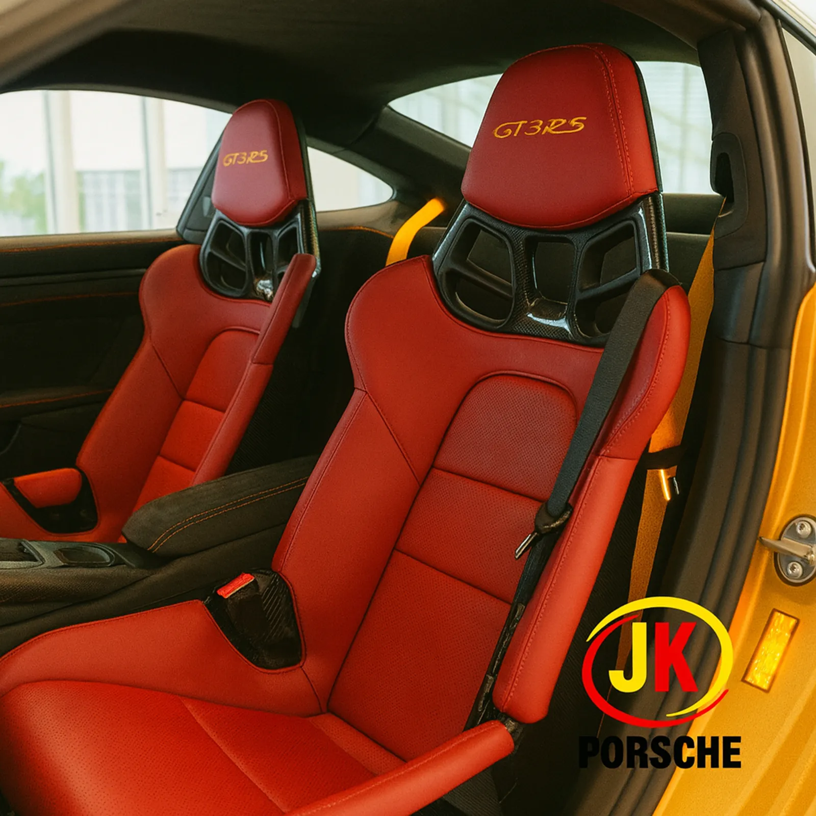 Perfil lateral do Porsche 911 GT3 RS 4.0 2024