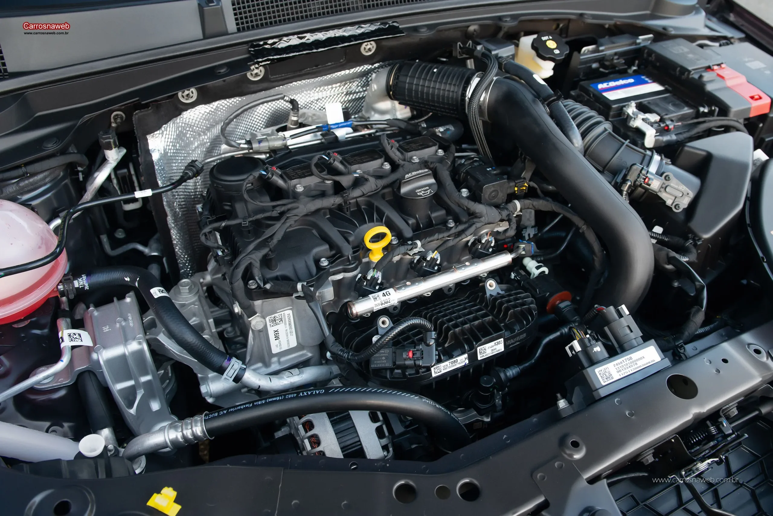 Chevrolet Onix Plus Turbo 2026 PCD foto 12