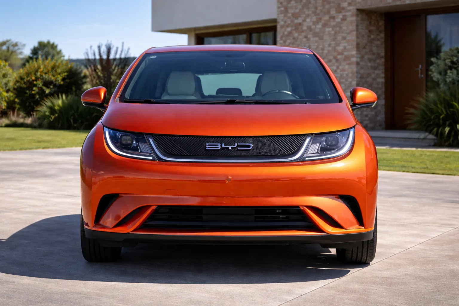 BYD Dolphin GS na garagem moderna