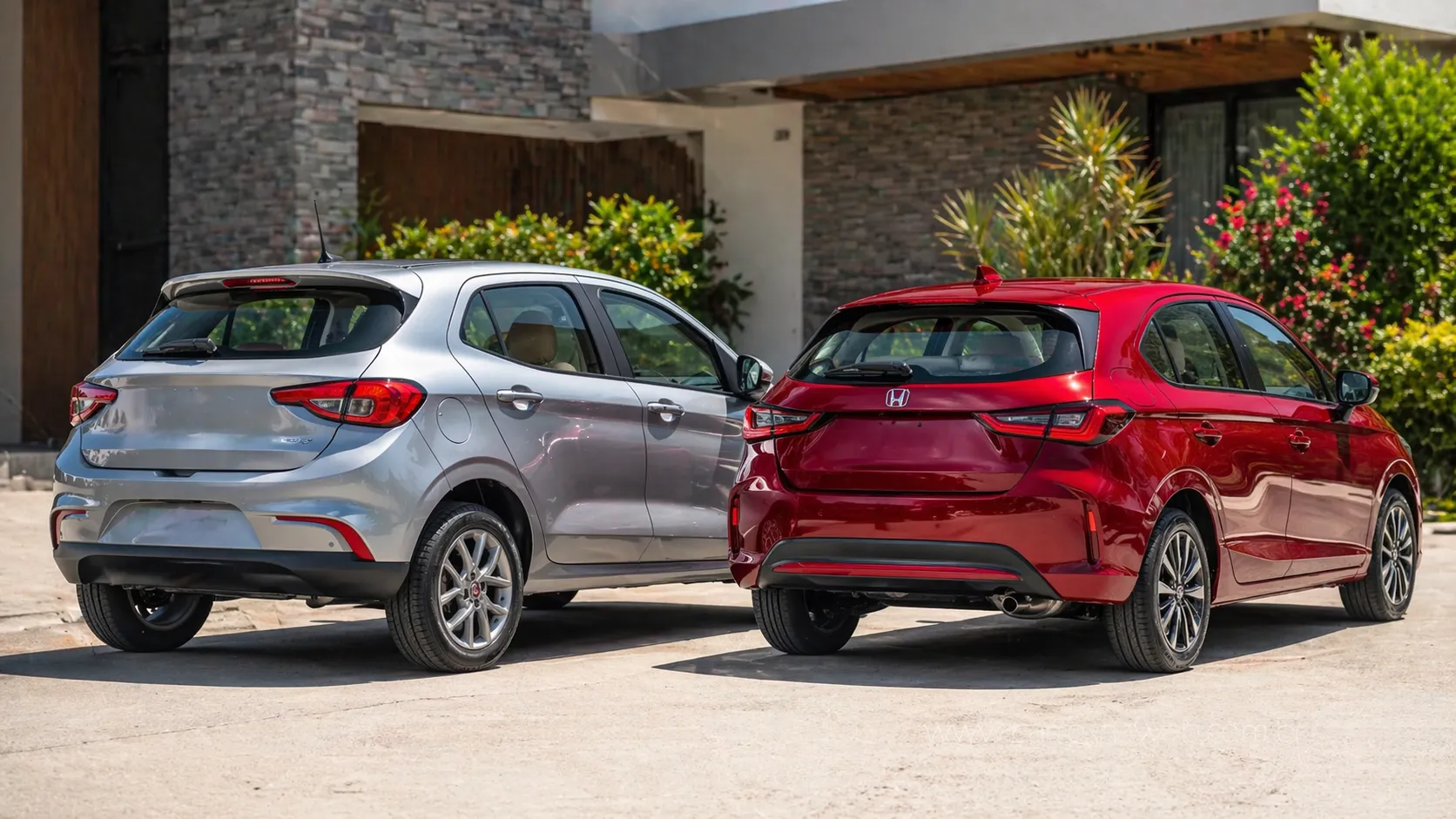 Painel Fiat Argo Drive 1.3 CVT PCD 2026 e Honda City Hatch LX 1.5 CVT 2026