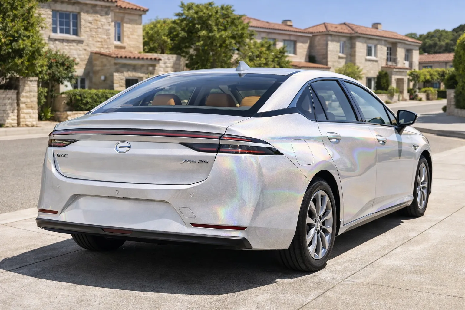 GAC Aion ES Plus na rua ensolarada