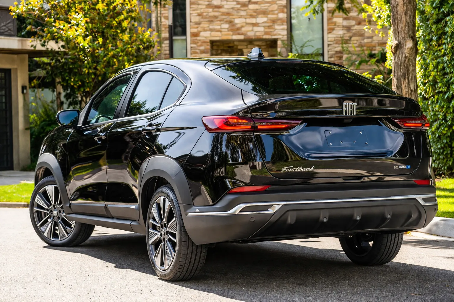 Lateral do Fiat Fastback Audace 1.0 Hybrid PCD 2026