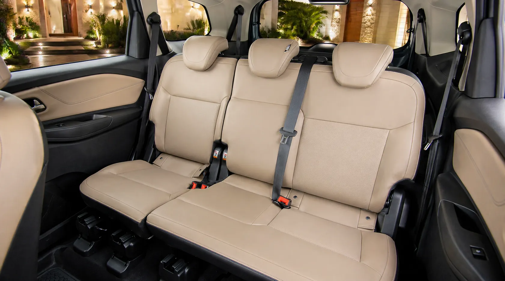 Chevrolet Spin LS 2023 seminova para PCD com análise de segurança