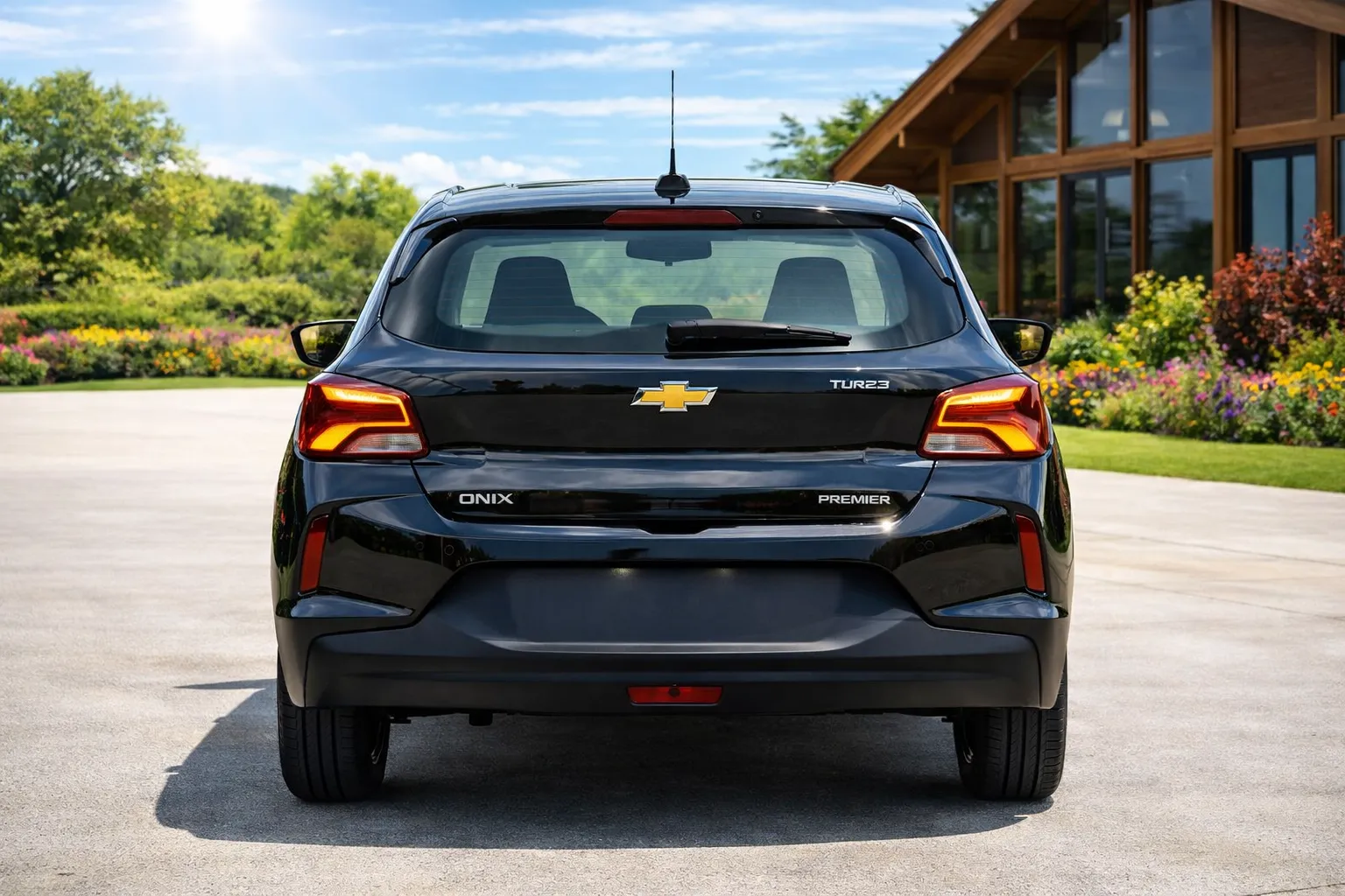 Chevrolet Onix 1.0 Turbo AT 2023 seminovo vale a pena