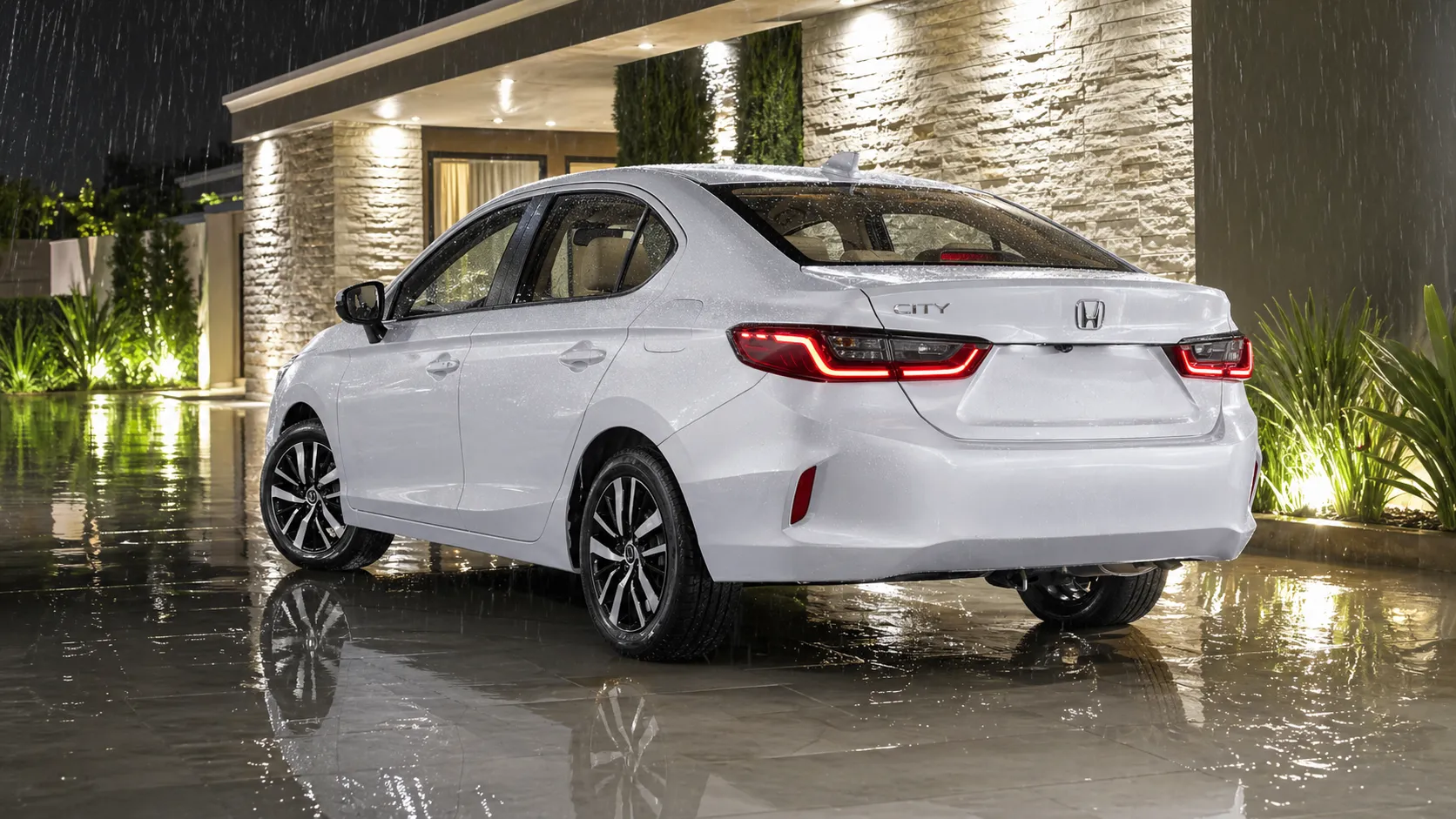 Honda City Sedan EX 2023 PCD seminovo: compra segura ou risco escondido na documentação?