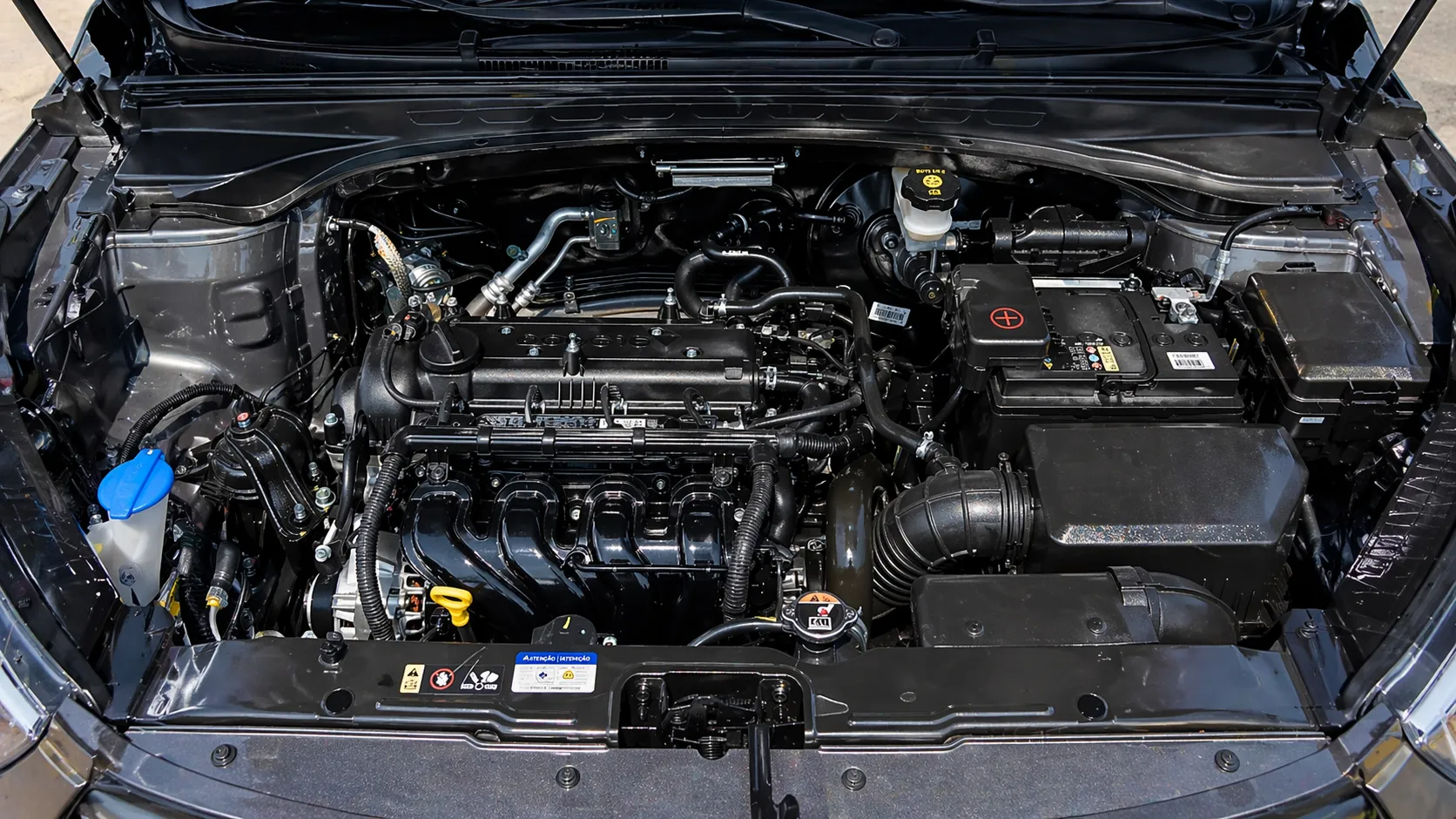 Hyundai Creta Action 1.6 AT Flex PCD ano 2023 traseira do seminovo