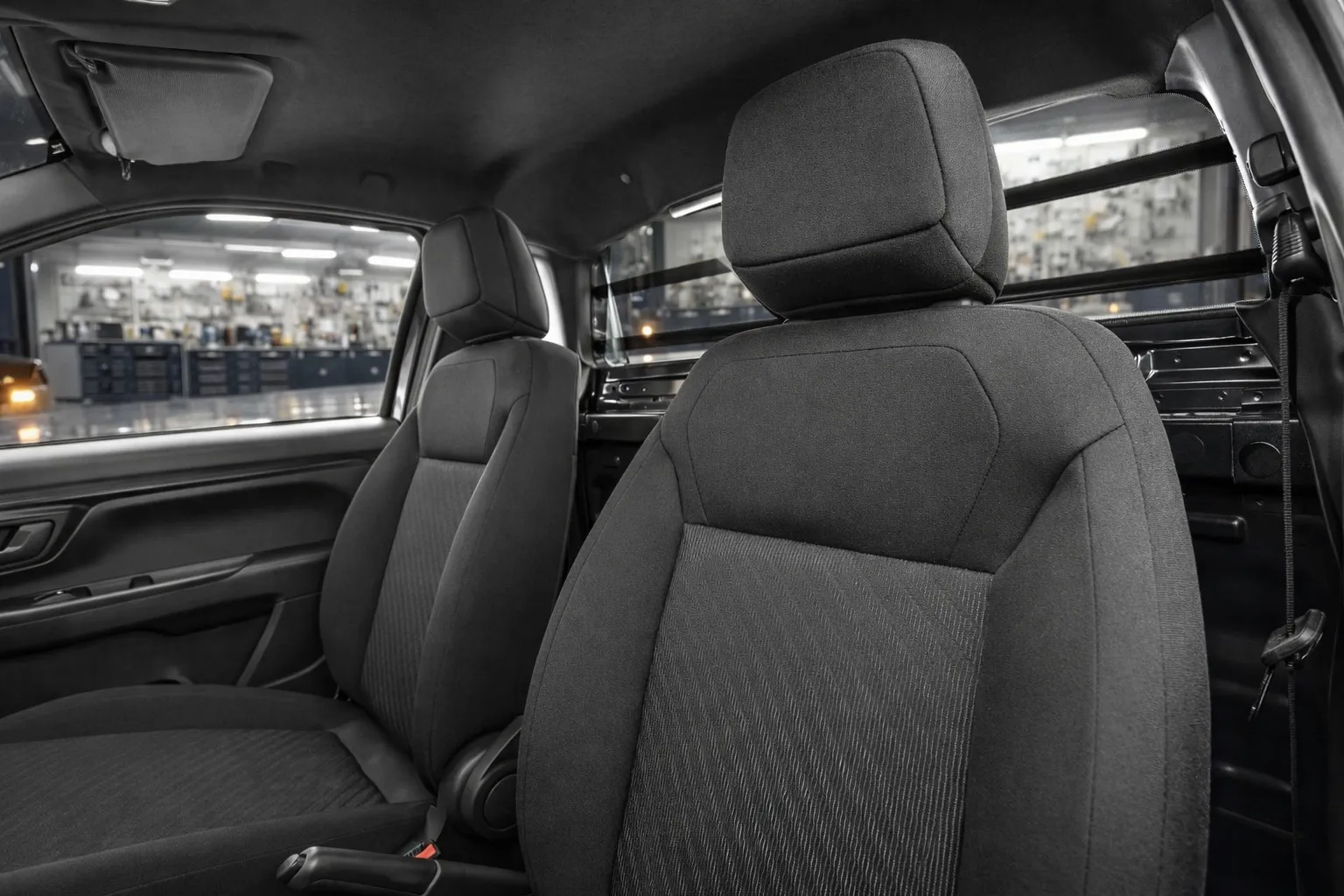 Interior detalhado da Fiat Strada