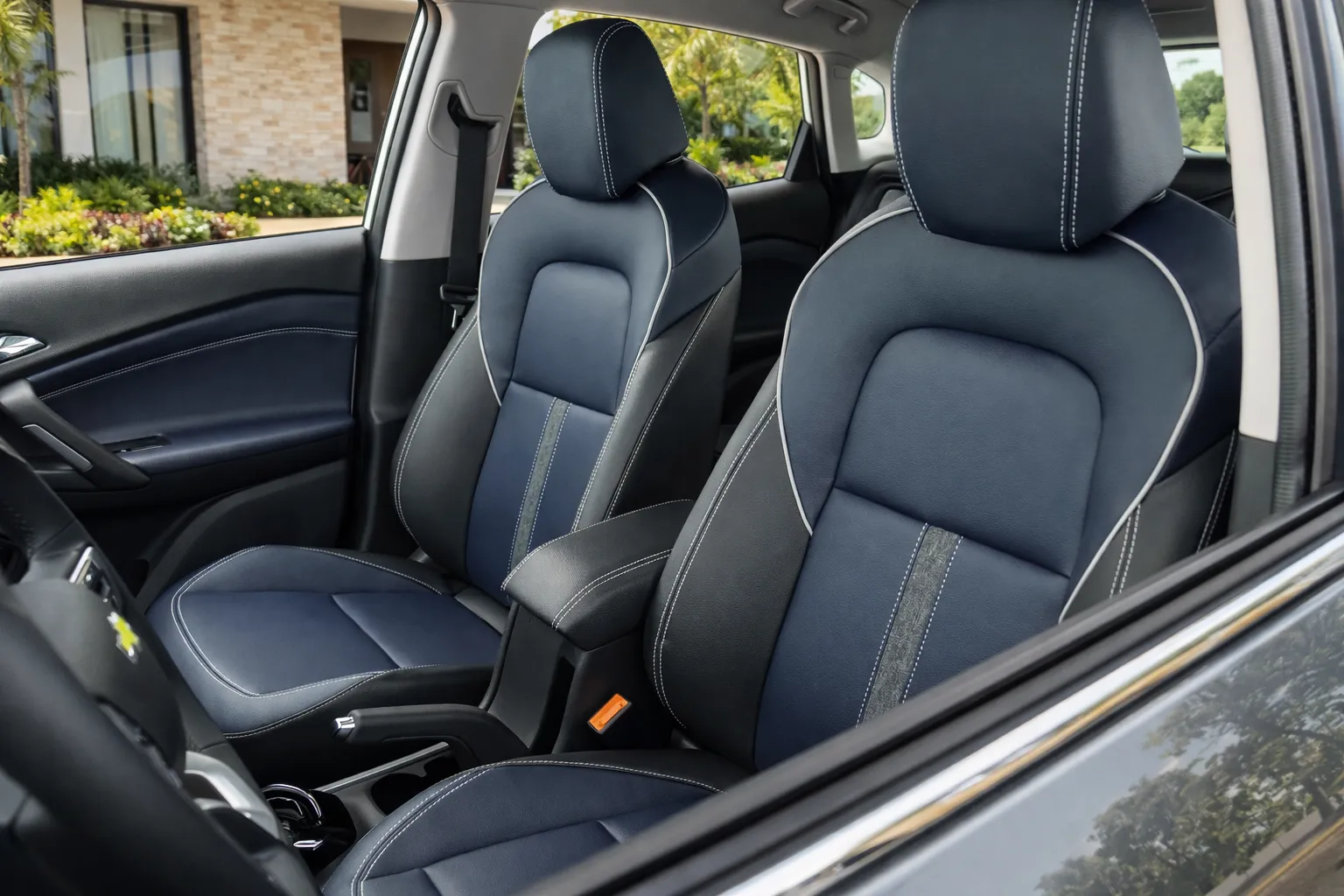 Interior do Chevrolet Tracker 2023