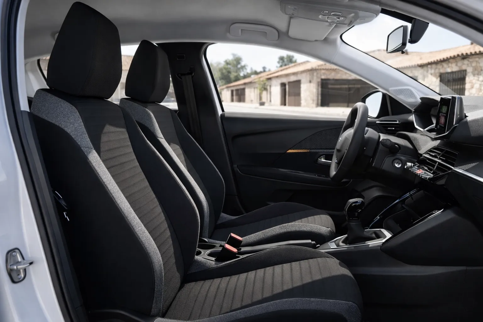 Interior do Peugeot 208 2023
