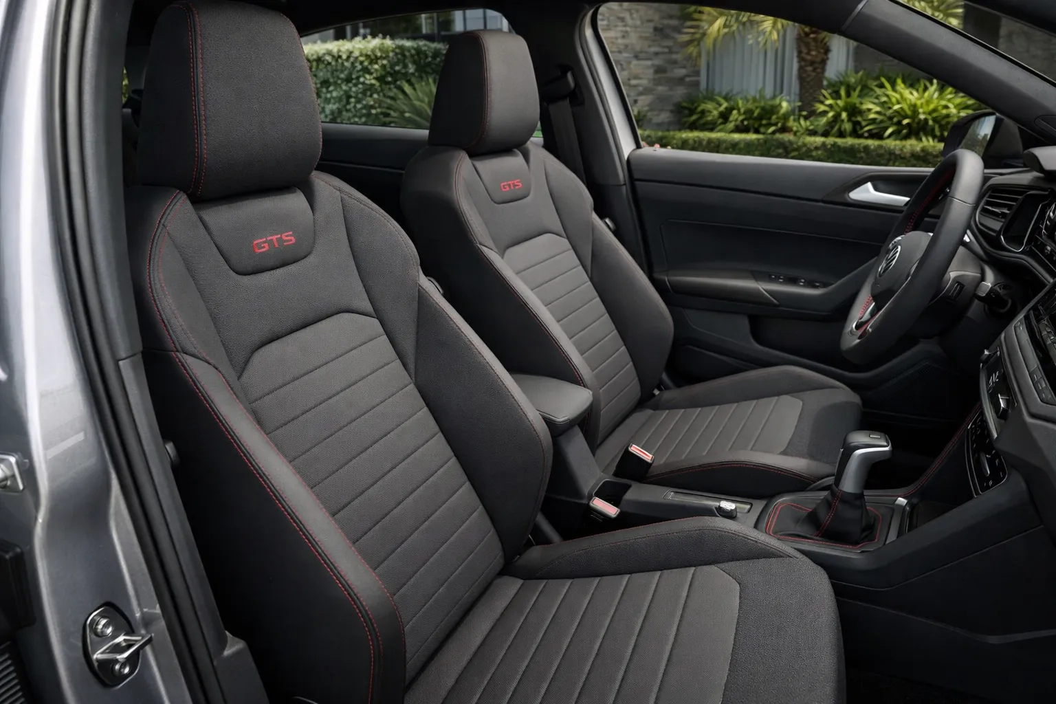 Interior do Polo GTS 2023