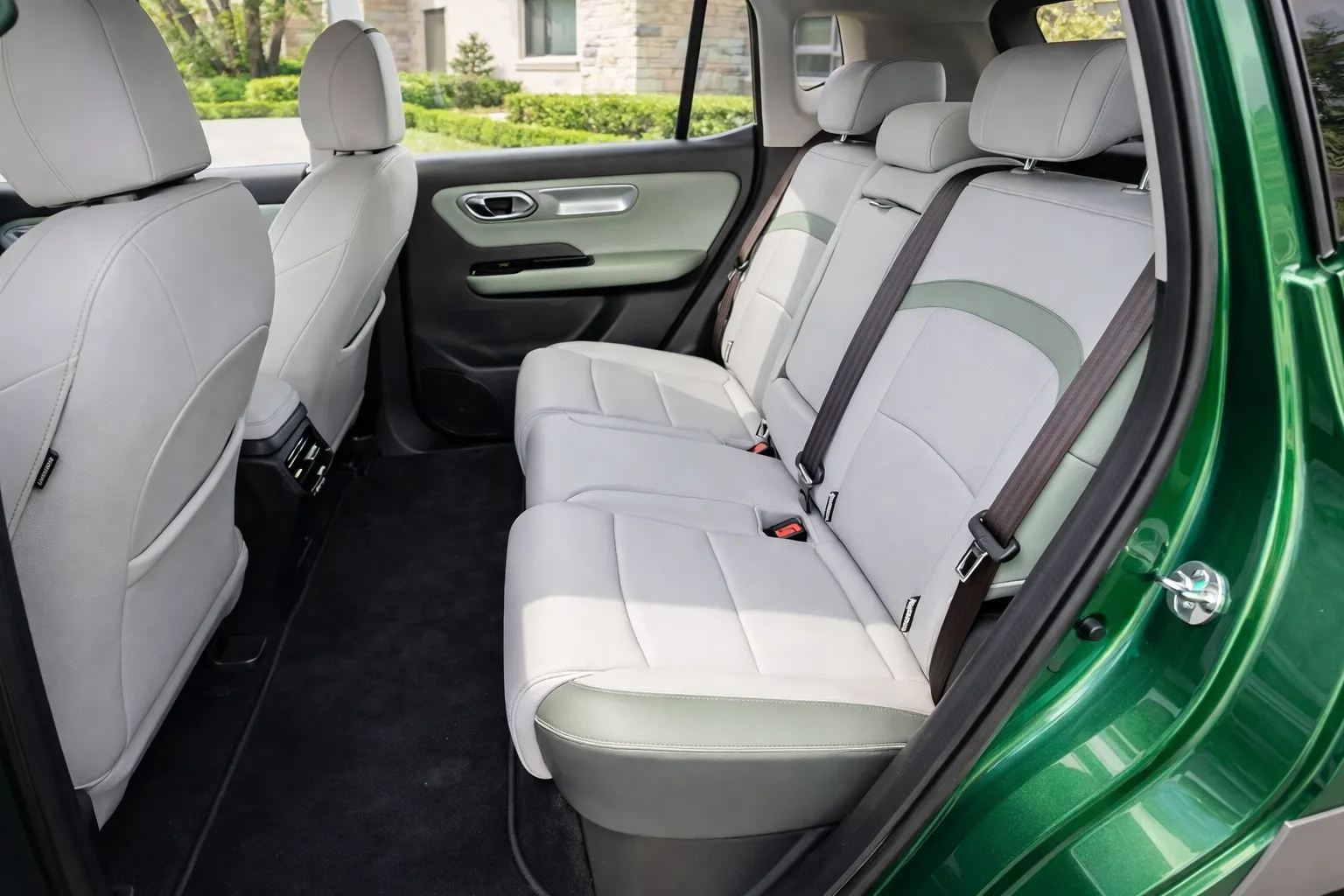 Interior elegante do GAC Aion Y