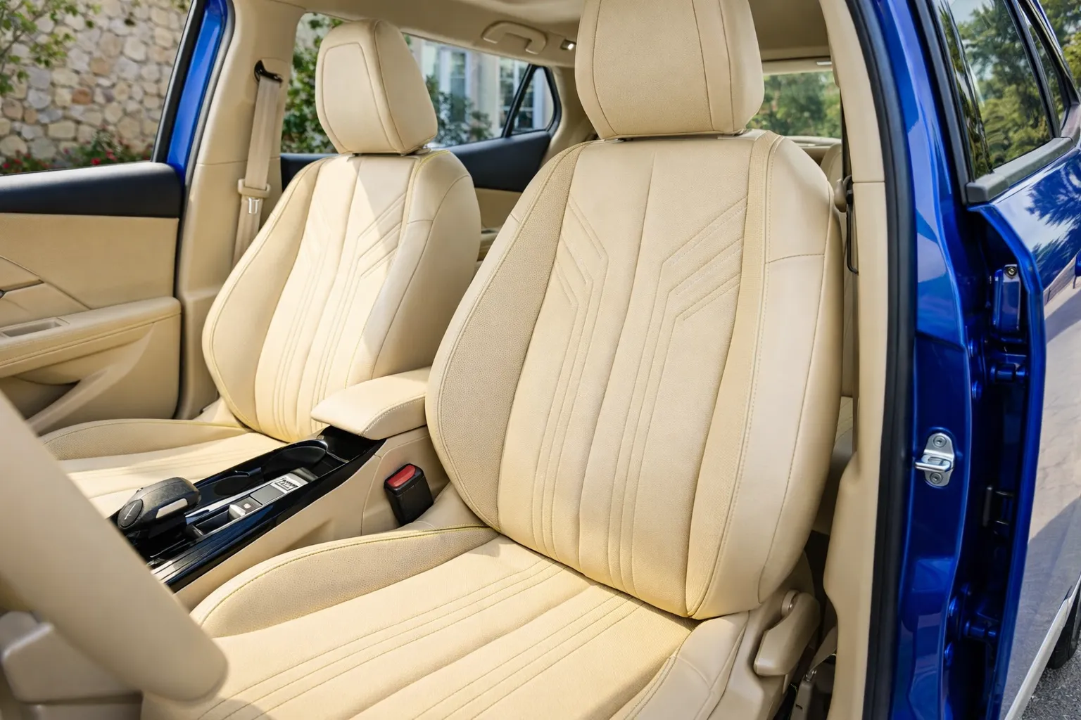 Interior elegante do Peugeot 2008