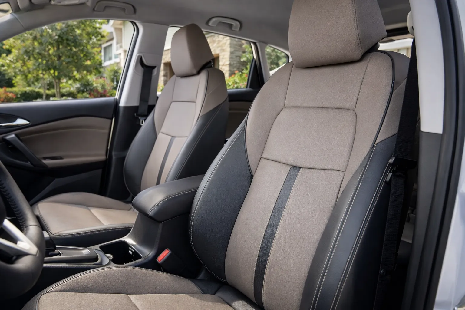 Interior moderno do Chevrolet Tracker 2026