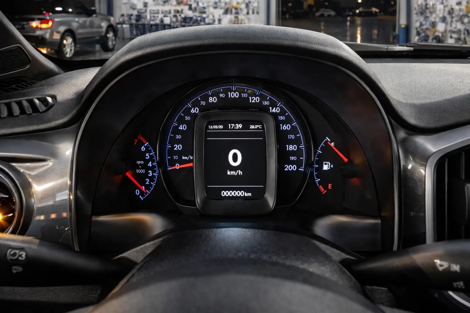 Painel da Fiat Strada Endurance à noite