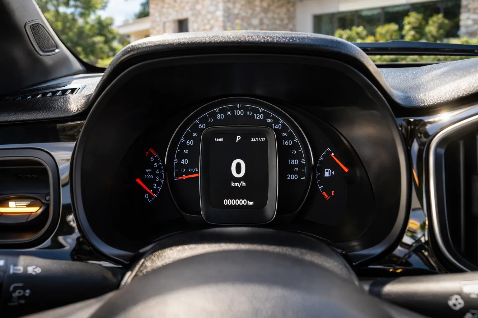 Painel do Fiat Strada em detalhes