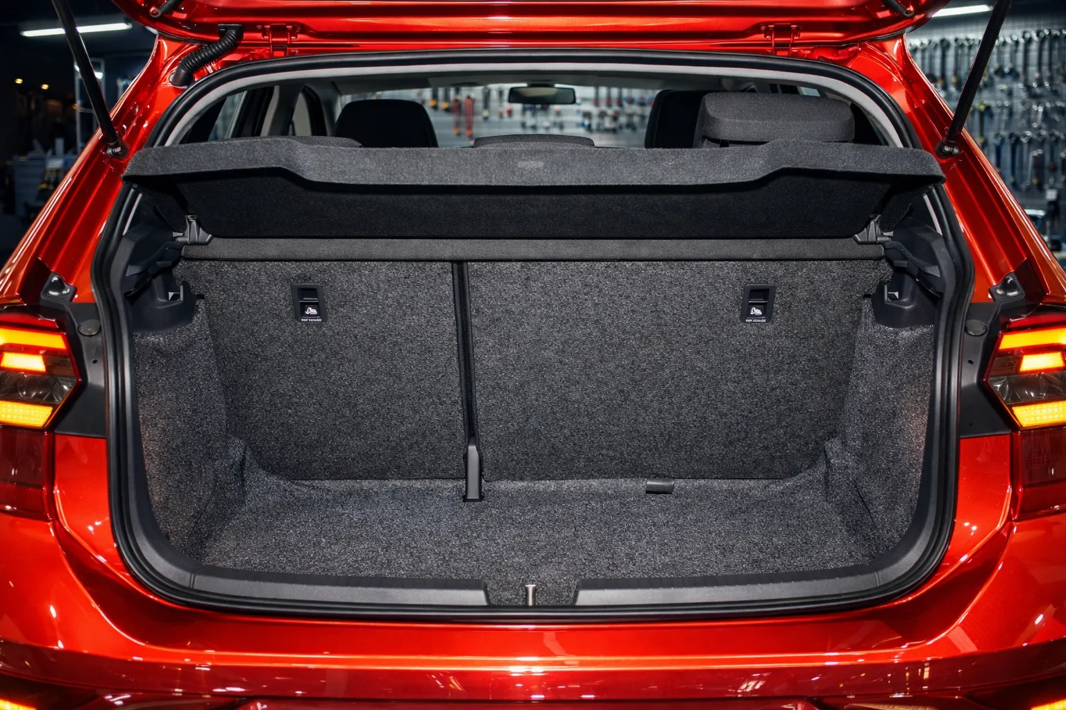 Foto Volkswagen Polo Sense e Honda City Hatch LX PCD 2026
