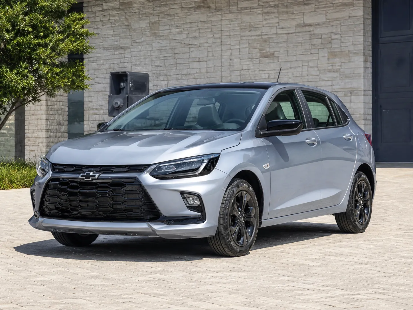 Carro CNPJ e MEI 2026: Chevrolet Onix 1.0 MT vale a pena para empresa?