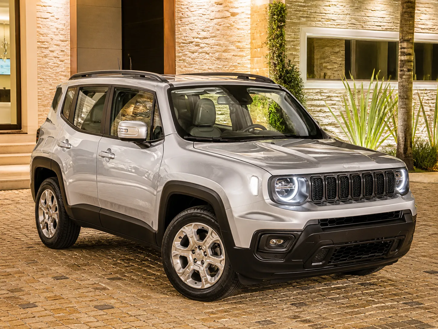 Guia de compra PCD seminovos Jeep Renegade Sport 1.3 Turbo AT Flex 2024: passivos técnicos, documentação e riscos antes de comprar