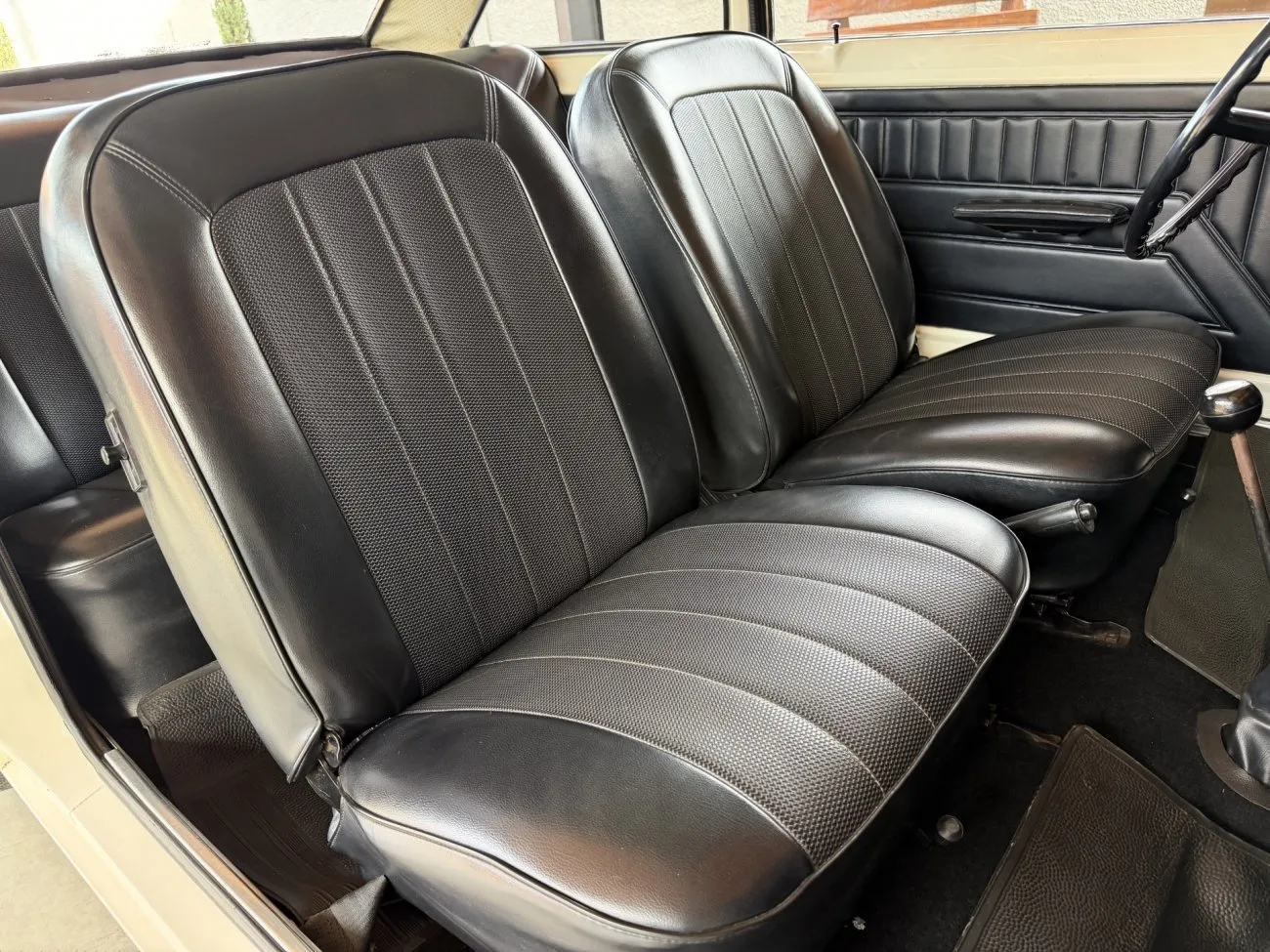 Ford Corcel II STD 1978 branco em guia de compra de carros clássicos