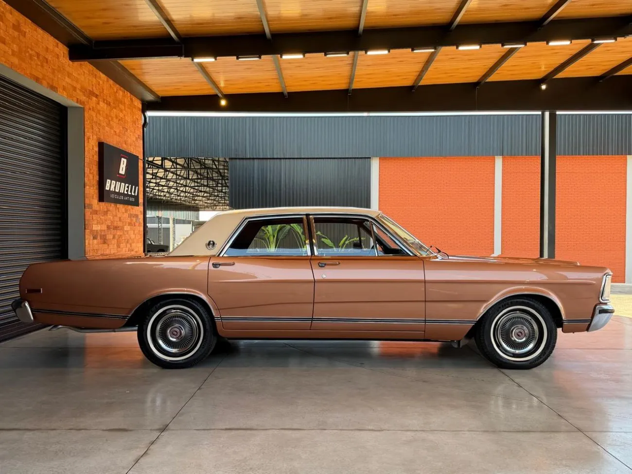 Motor Ford V8 Galaxie LTD 1976 inspeção mecânica carro clássico