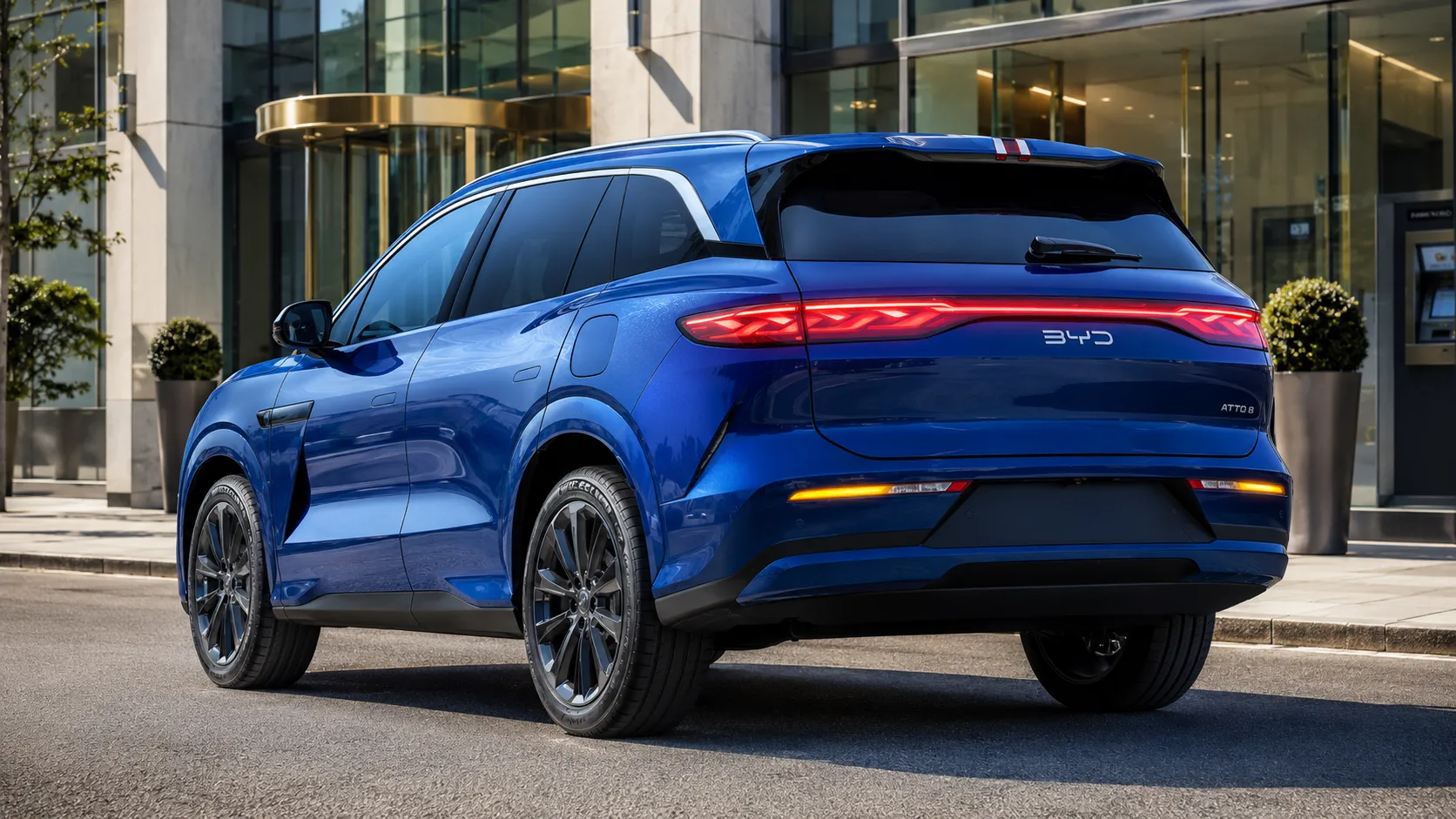 Financiamento BYD Atto 8 2027: entrada, parcelas, CET, seguro e custo real antes de comprar