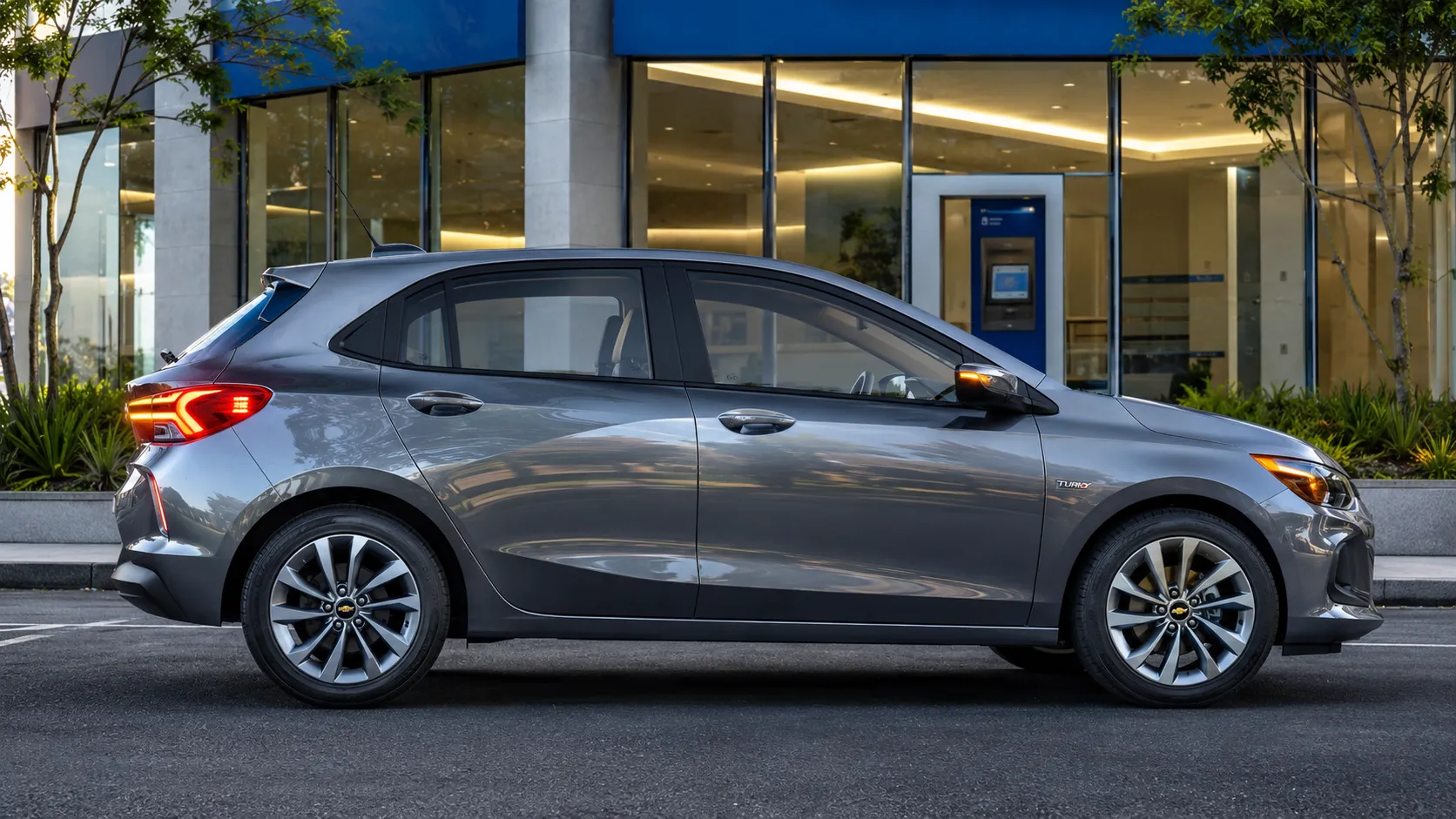 Financiamento do Chevrolet Onix Turbo AT6 2027: entrada, parcelas, CET, seguro, PCD e CNPJ antes de comprar