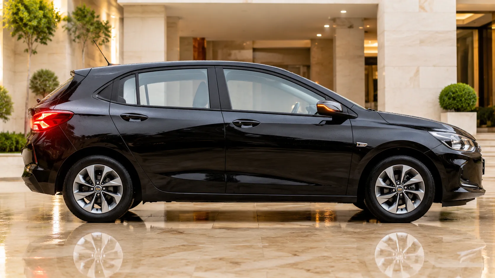 Guia de compra PCD seminovos Chevrolet Onix 1.0 Turbo AT6 2025: documentação, mecânica, seguro e riscos antes de comprar