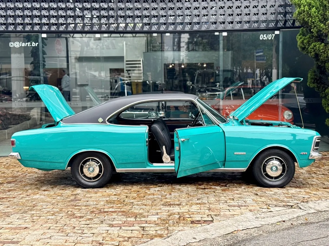 Interior do Chevrolet Opala Gran Luxo Coupé 1972