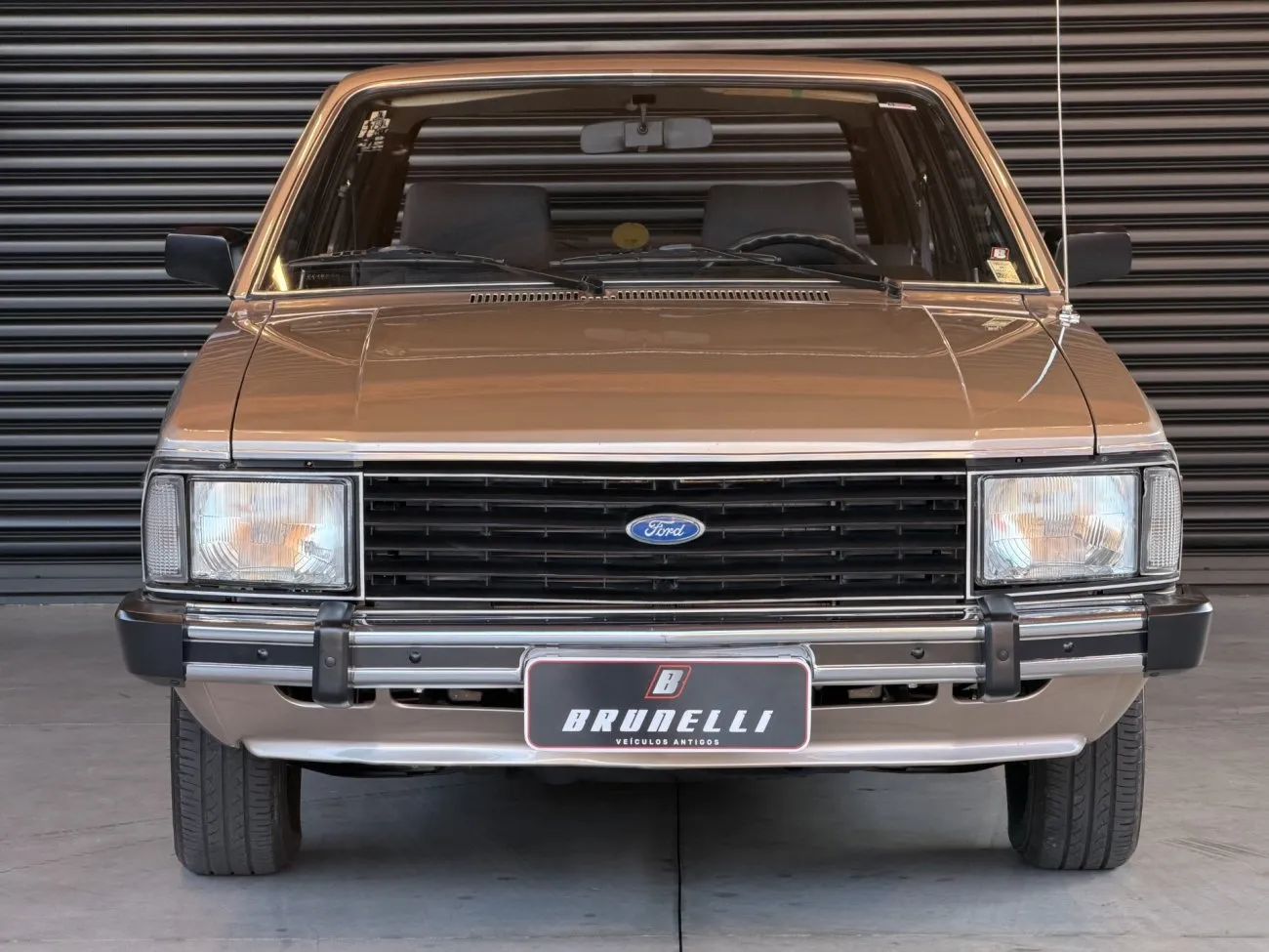 Ford Belina II 1984 ficha técnica e guia de compra