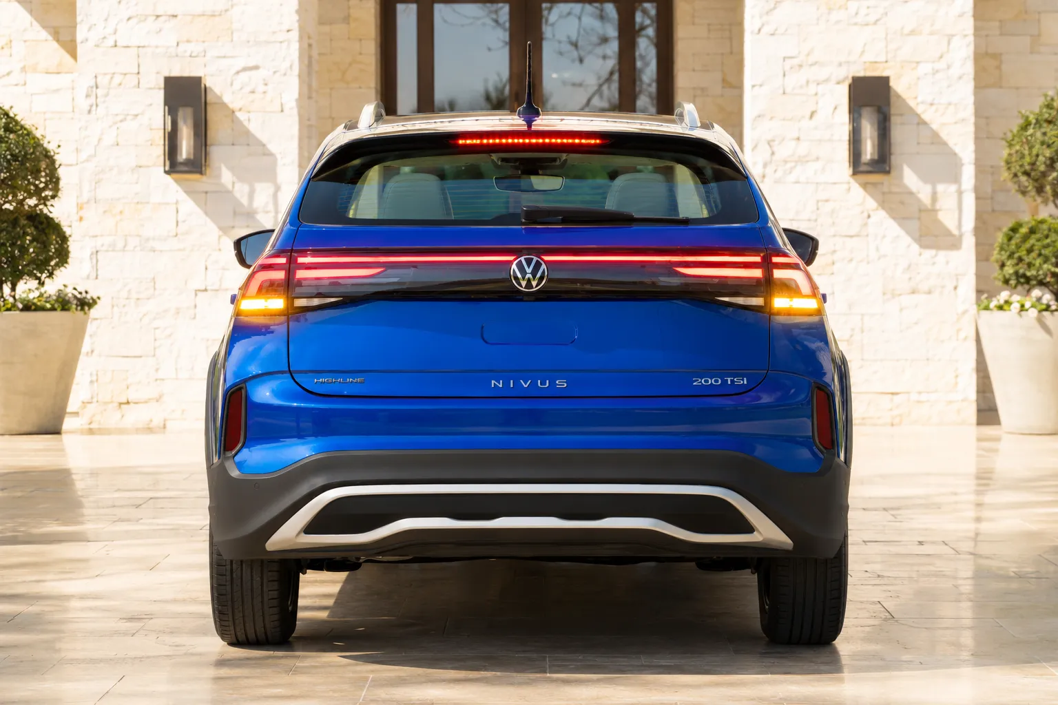 VW Nivus Highline 2027: ficha técnica mostra onde o SUV cupê pesa no bolso